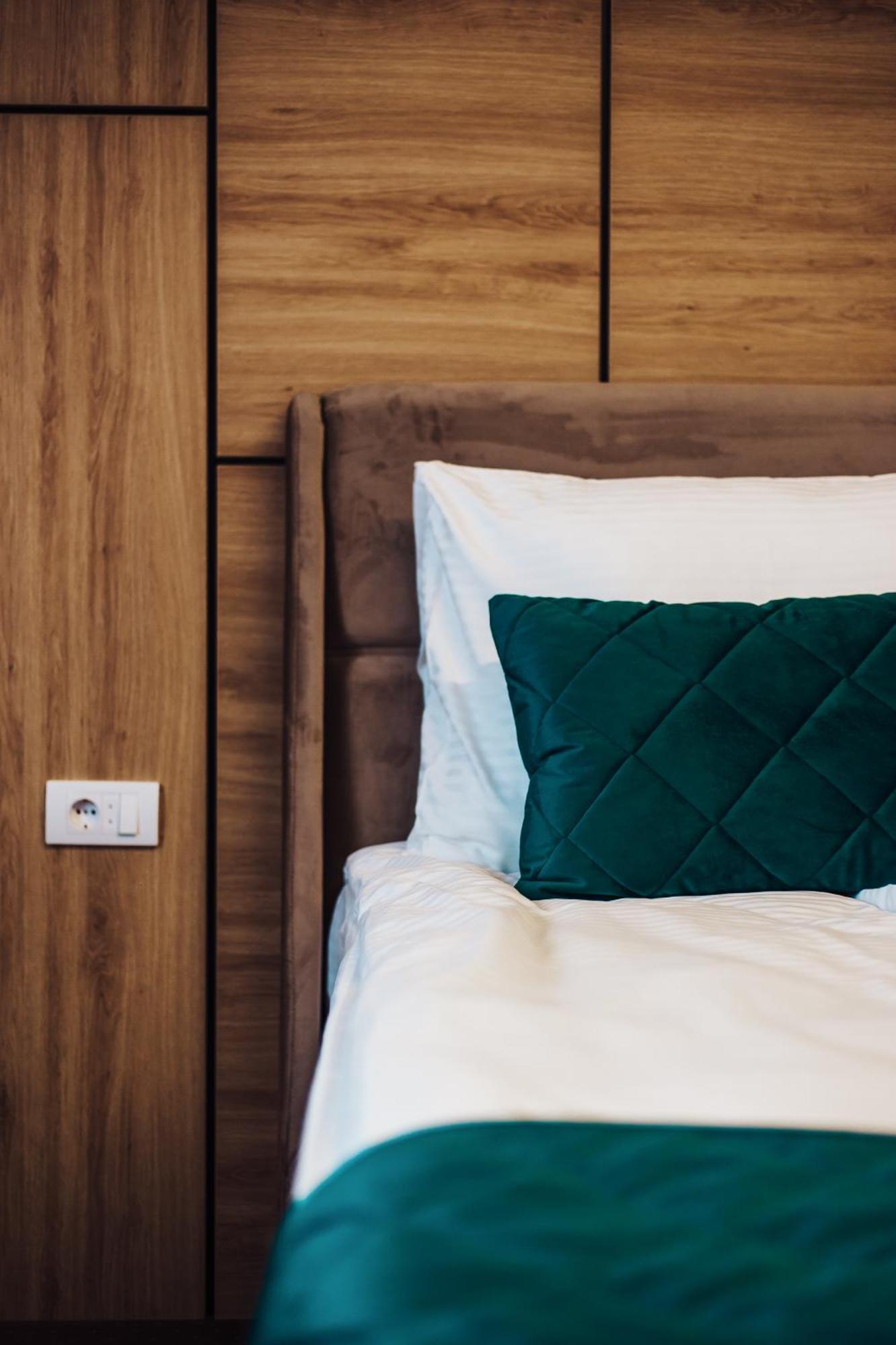 Hotel Brcko Gas Sarajevo Lukavica ภายนอก รูปภาพ